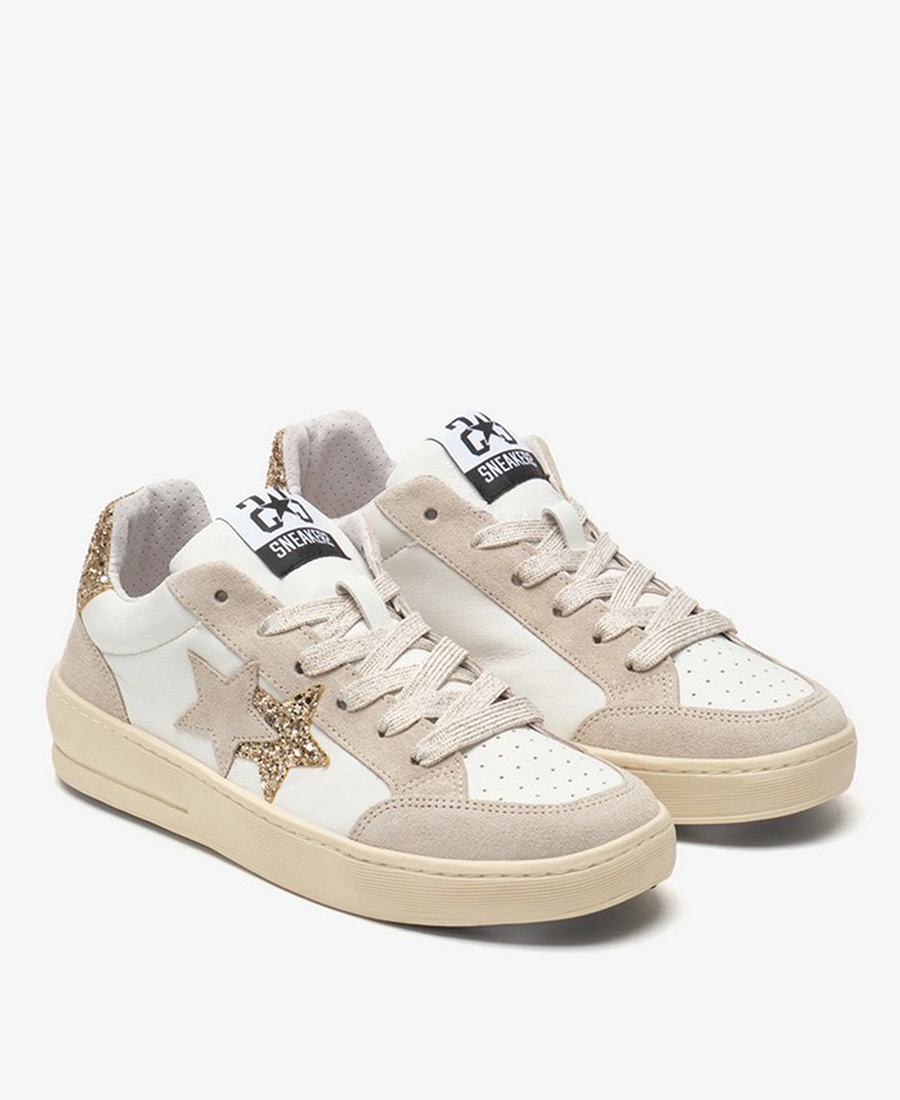 2Star Γυναικεία Sneakers New Star Από Δέρμα Με Σχέδιο Glitter Αστέρι Και Λεπτομέρειες Σουέτ φωτογραφία