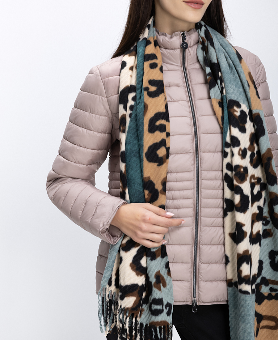 Γυναικείο Κασκόλ Με Animal Print Και Κρόσσια φωτογραφία