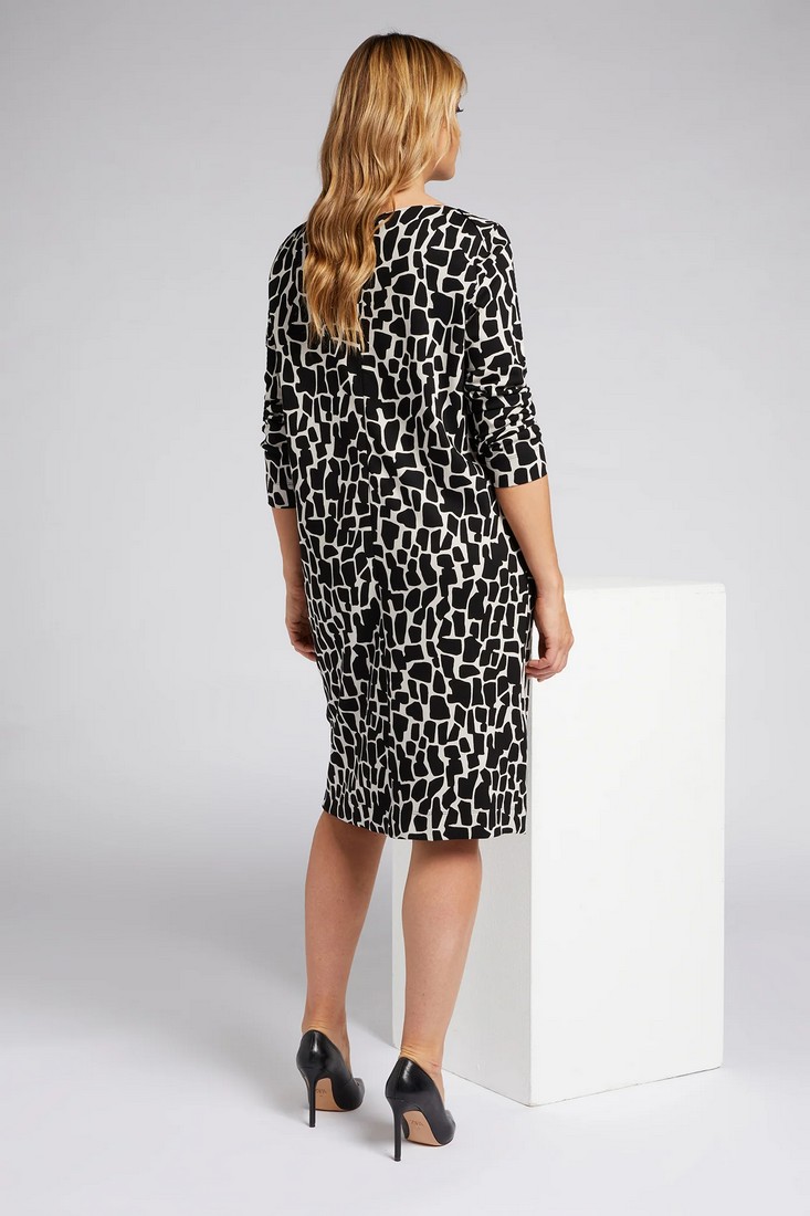 PLUS SIZE - Φόρεμα print ασπρόμαυρο φωτογραφία