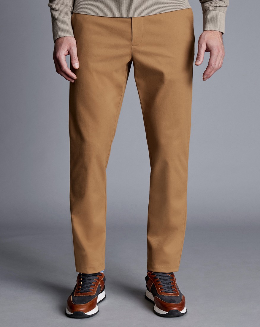 Charles Tyrwhitt Charles Tyrwhitt Παντελόνι Chinos Non Iron σε Καμηλό