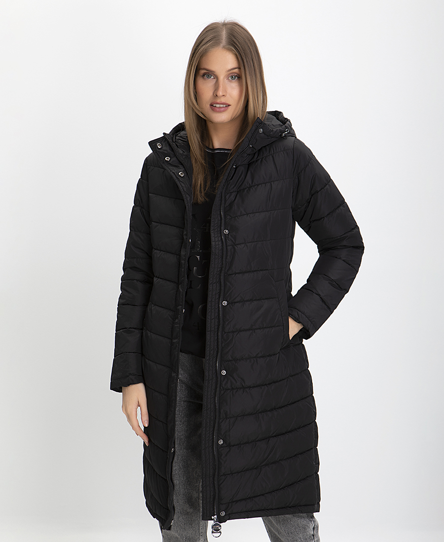 Puffer Jacket σε Μαύρο φωτογραφία