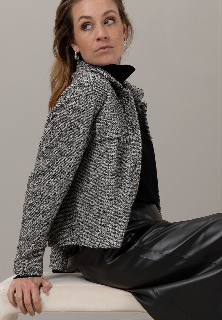 Cropped Printed Σακάκι σε Μαύρο Μελανζέ φωτογραφία