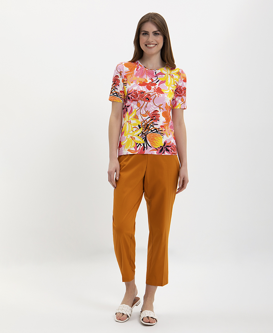 Floral Τ-shirt φωτογραφία