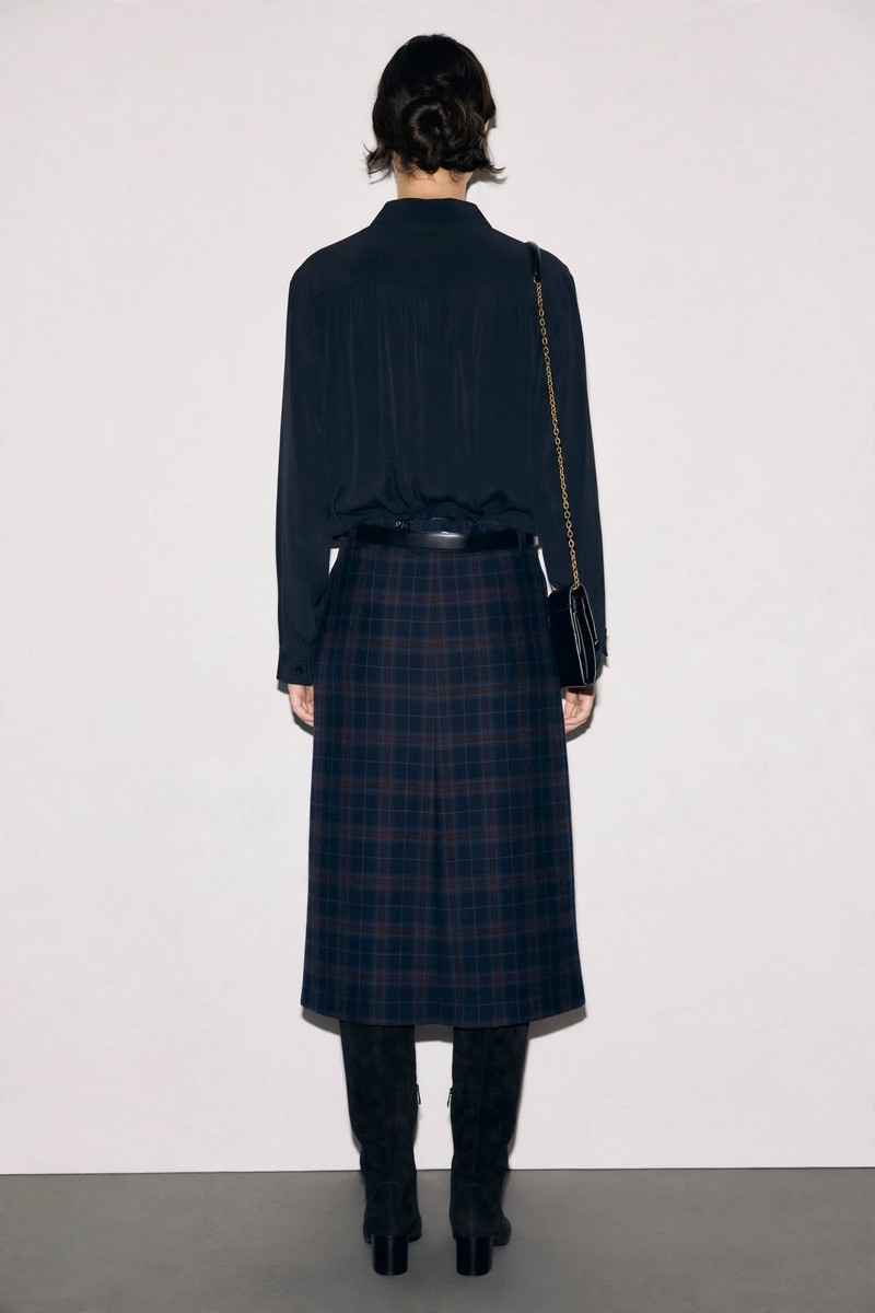 Gerard Darel Gerard Darel Γυναικείο Μονόχρωμο Πουκάμισο Regular Fit Με Μετάξι Πιέτες Και Μακριά Μανίκια Για Elegant Casual & Business Εμφανίσεις - 3