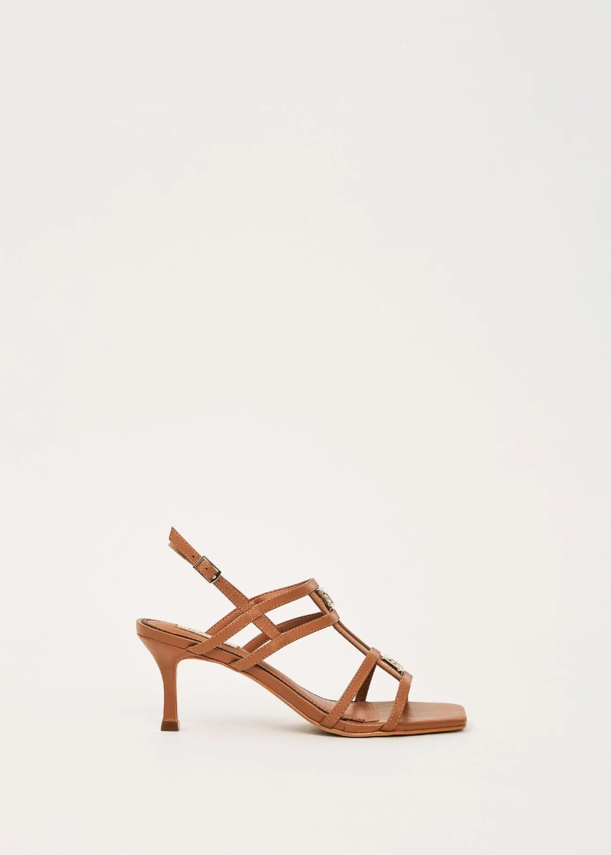 Gaudi Γυναικεία Πέδιλα Δερμάτινα Με Λεπτά Λουράκια Και Μεταλλικές Logo Λεπτομέρειες